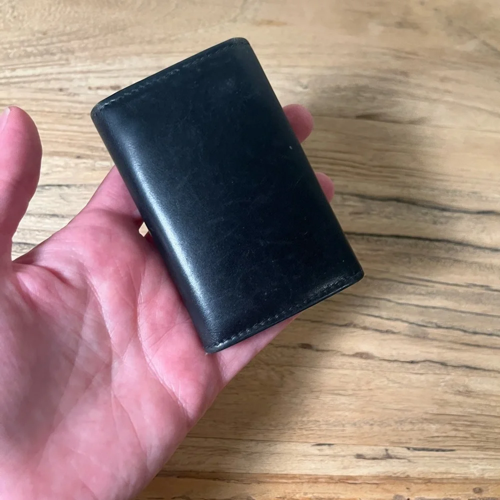 Authentic Gucci 6 Key 🔑 Wallet Black Leather